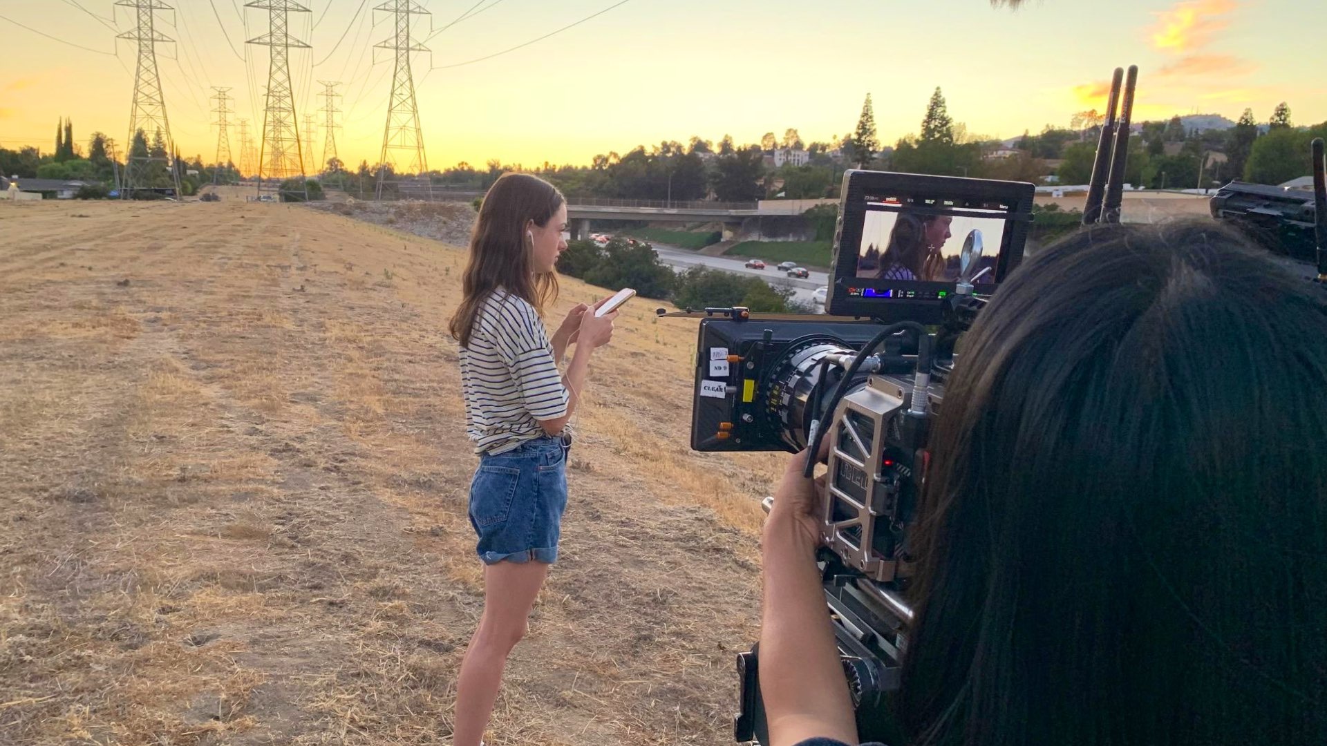 BTS Palmiers et Lignes Electriques.  Photo : Panavision