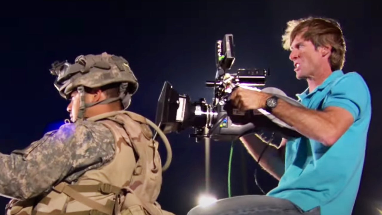 Michael Bay tourne Transformers sur l'ARRIFLEX 235. Photo: Paramount Pictures