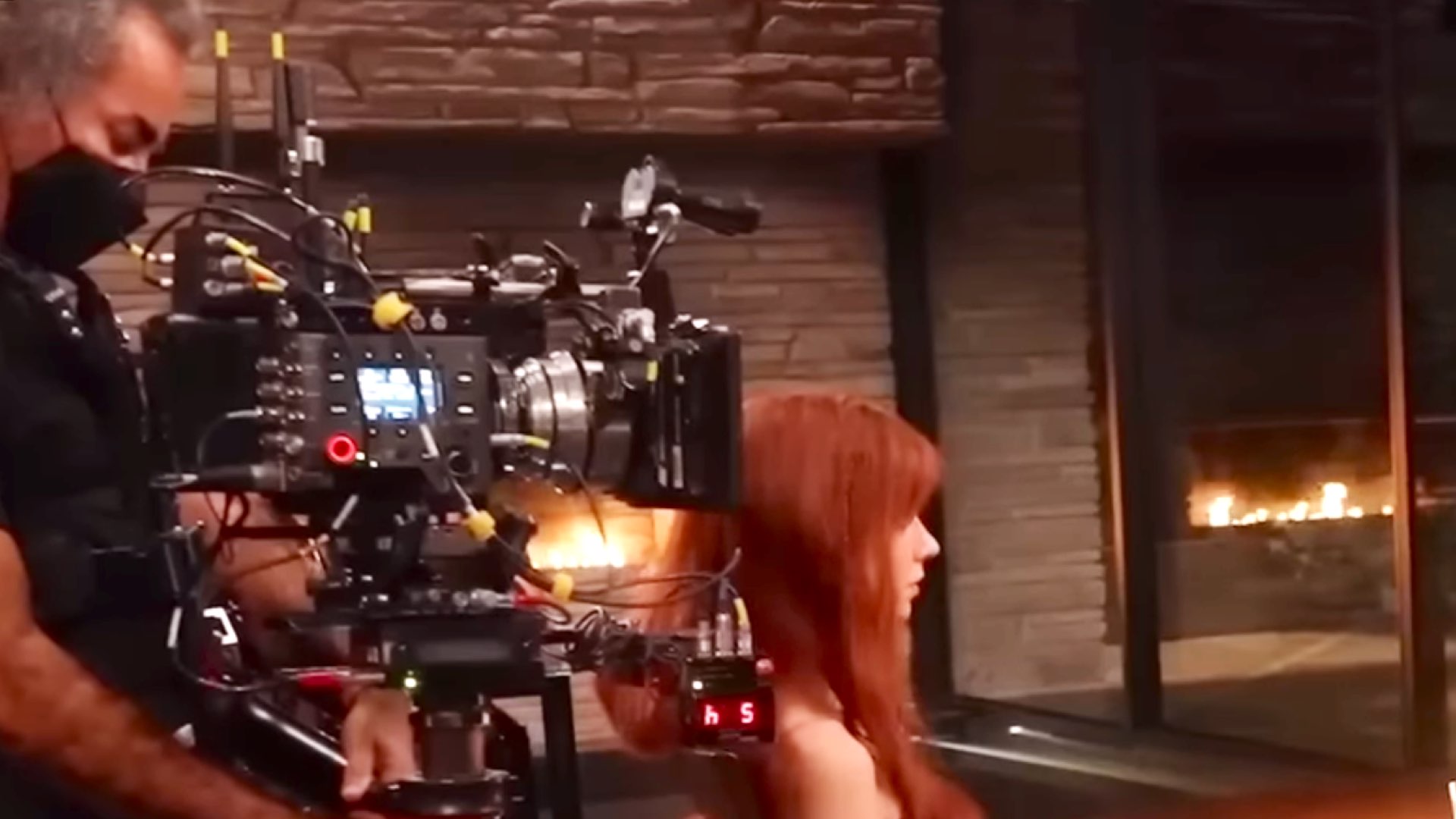 BTS du Menu. Le prototype Panavision VA Grand Format Prime sur la Sony VENICE
